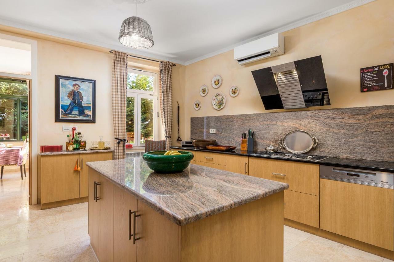 Villa Vilma Opatija Buitenkant foto